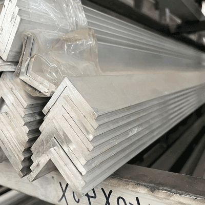 Aluminium Angle